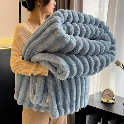 1pc Throw Blanket for Bed - 250GSM Soft & Warm Fluffy Blanket