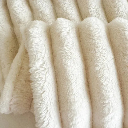 1pc Throw Blanket for Bed - 250GSM Soft & Warm Fluffy Blanket